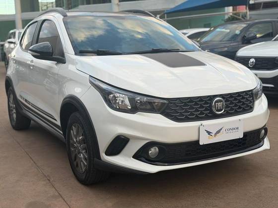 FIAT ARGO 1.3 FIREFLY FLEX TREKKING MANUAL FIAT ARGO 1.3 FIREFLY FLEX TREKKING MANUAL